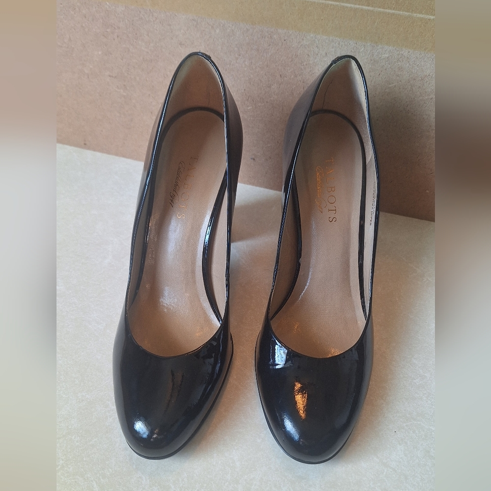Talbots Black Heels Shoes patent leather Glossy pumps heels size 9B Sabria - Picture 5 of 8